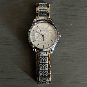 ❌SOLD❌WONENS COACH WATCH